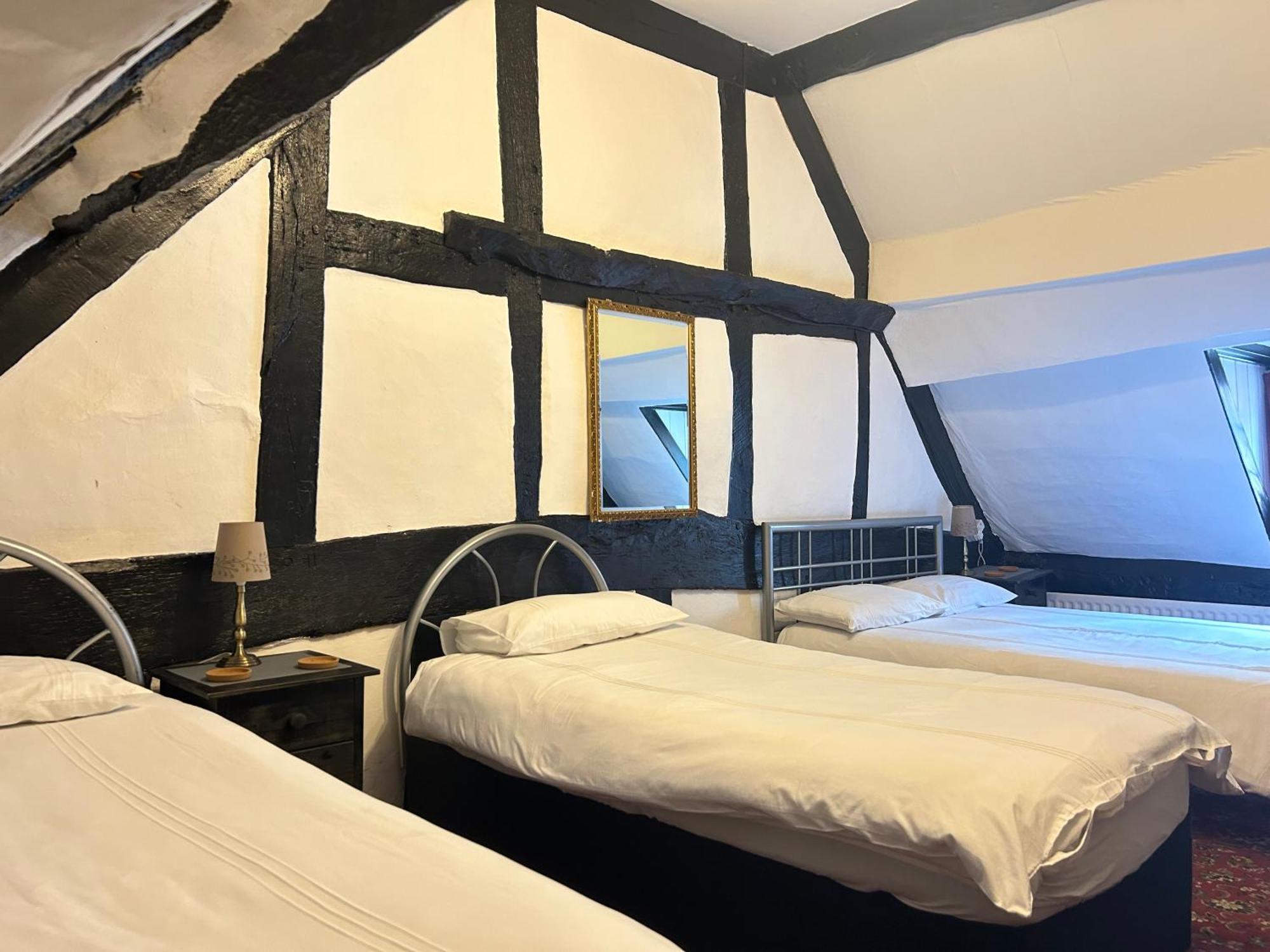Bassa Villa Bridgnorth Ngoại thất bức ảnh