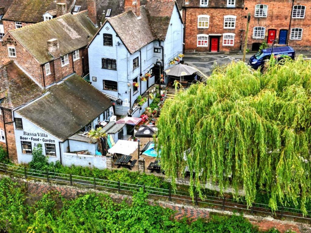 Bassa Villa Bridgnorth Ngoại thất bức ảnh