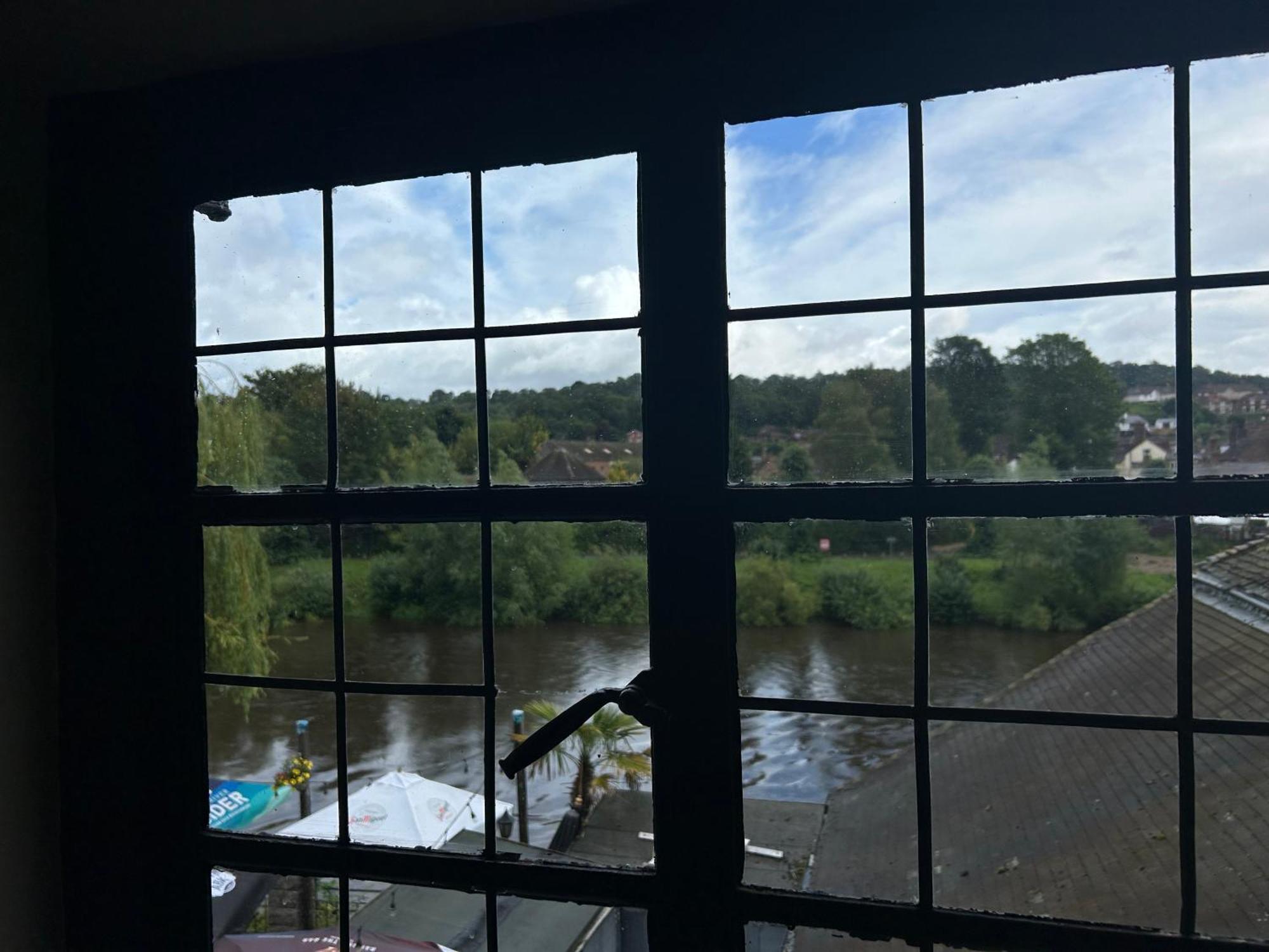 Bassa Villa Bridgnorth Ngoại thất bức ảnh