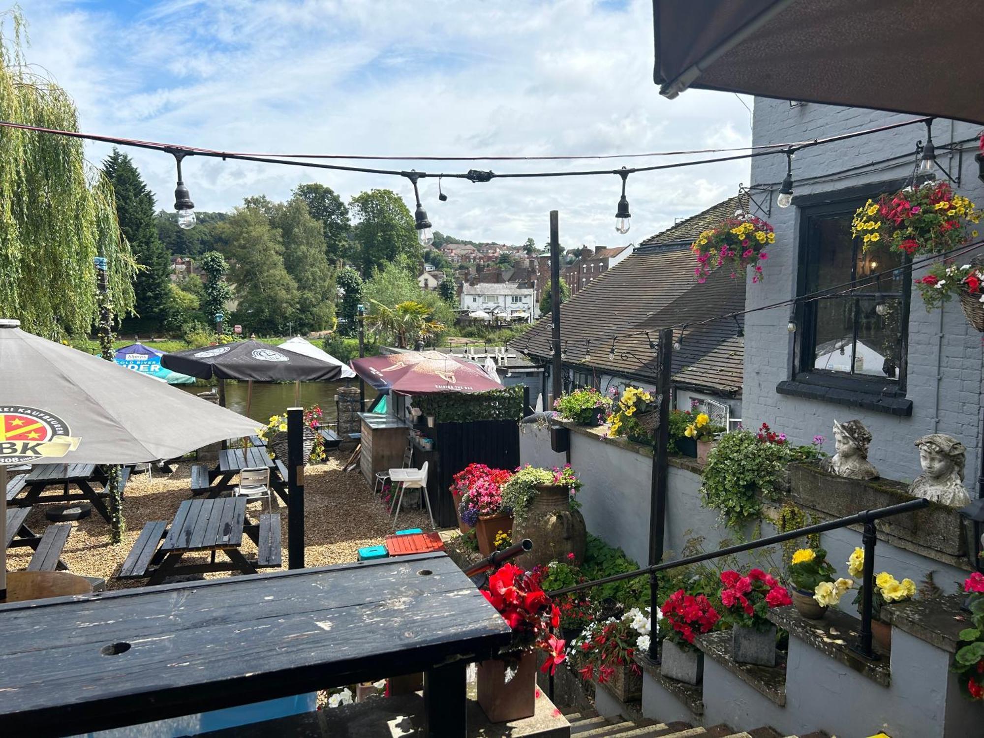 Bassa Villa Bridgnorth Ngoại thất bức ảnh